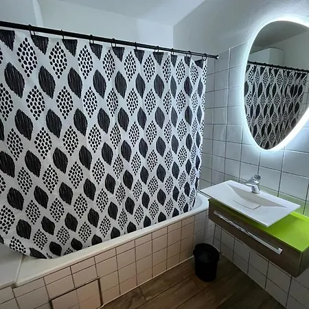 Traumferienwohnung Schamne 公寓 *